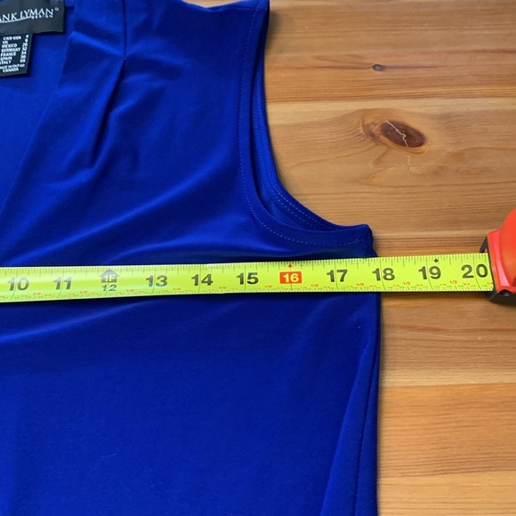 Frank Lyman Blue Professional Short Sleeve Tunic style Top, 4 Way Stretch - Picture 8 of 8